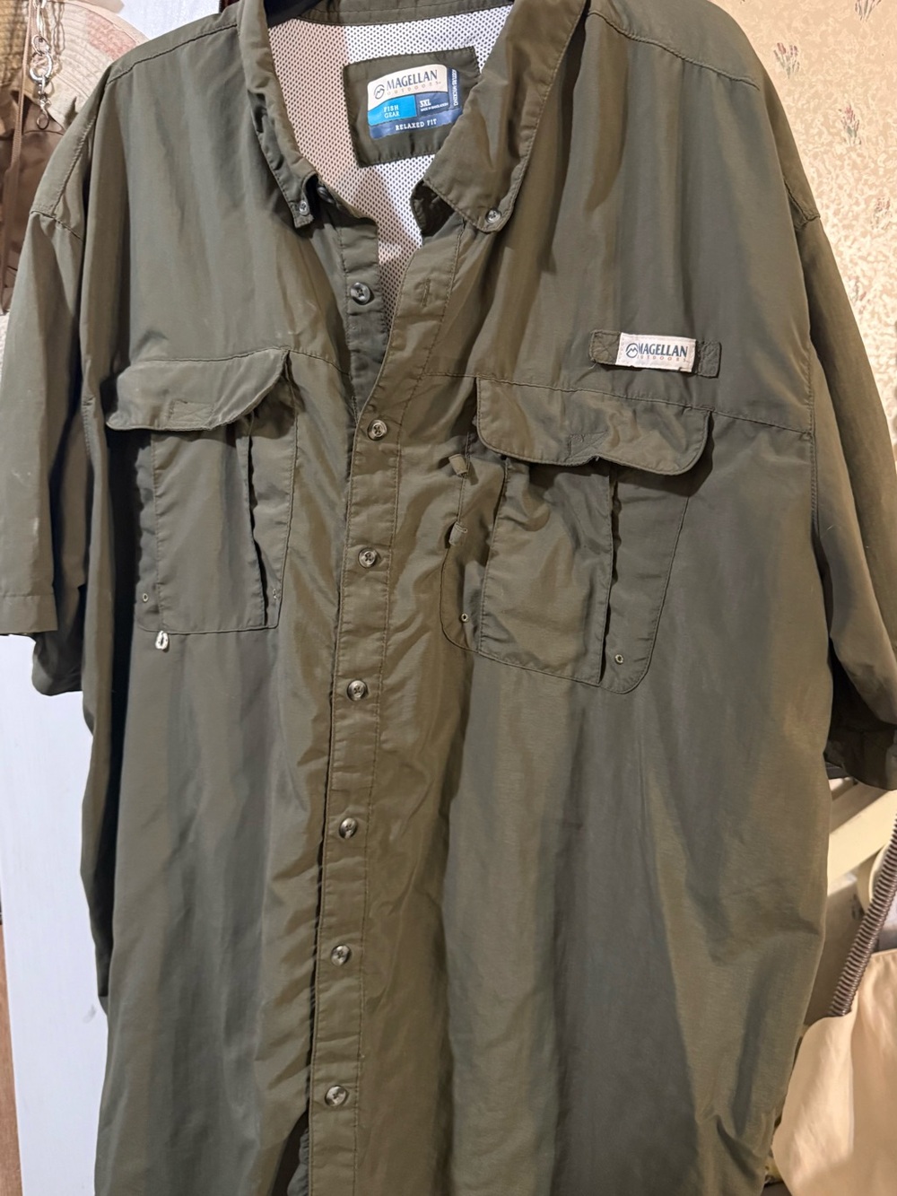 Magellan Outdoors Men's Olive Short-Sleeve Utility Button-Front Shirt